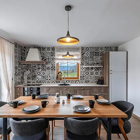 Domacija Vrski Apartament *